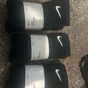 9 pairs Nike Black Athletic Crew Socks